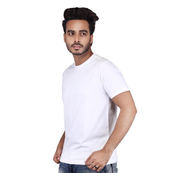 Men Solid Round Neck Pure Cotton White T-Shirt - Image 2