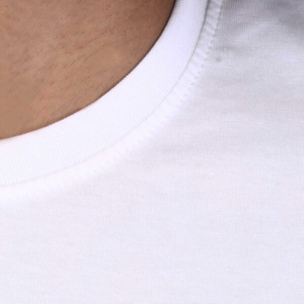 Men Solid Round Neck Pure Cotton White T-Shirt - Image 4